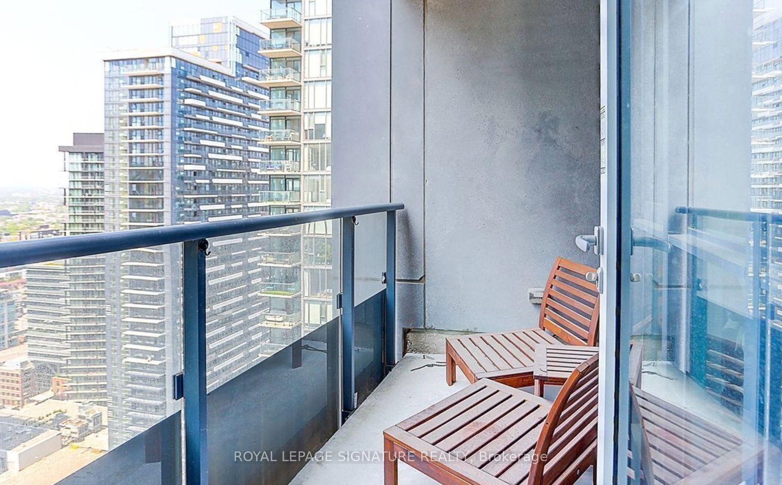 295 Adelaide St W #3701 | Toronto | Elena Saradidis Group