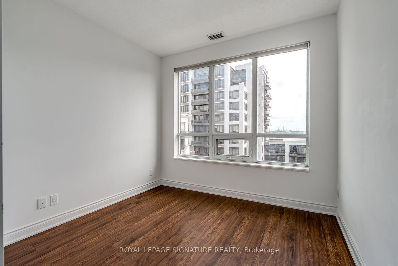 33 Clegg Rd #1105 | Markham | Elena Saradidis Group