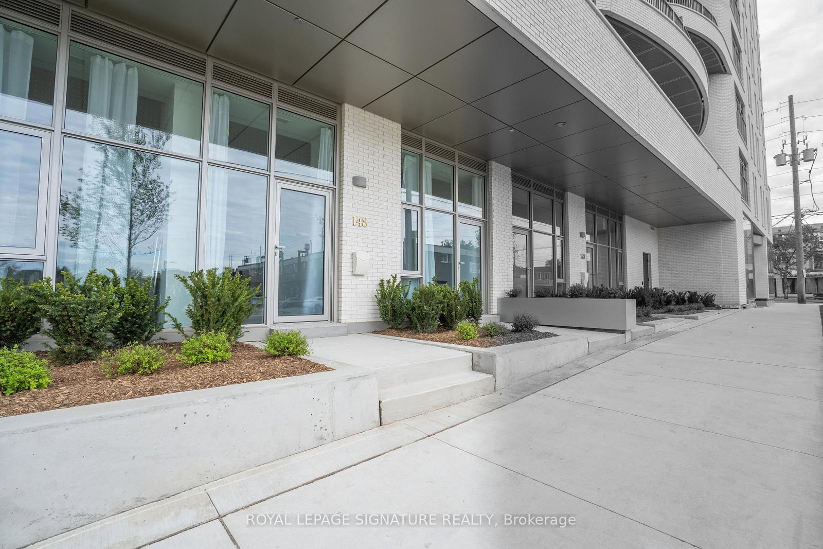 148 Wesley Street | Toronto | Elena Saradidis Group