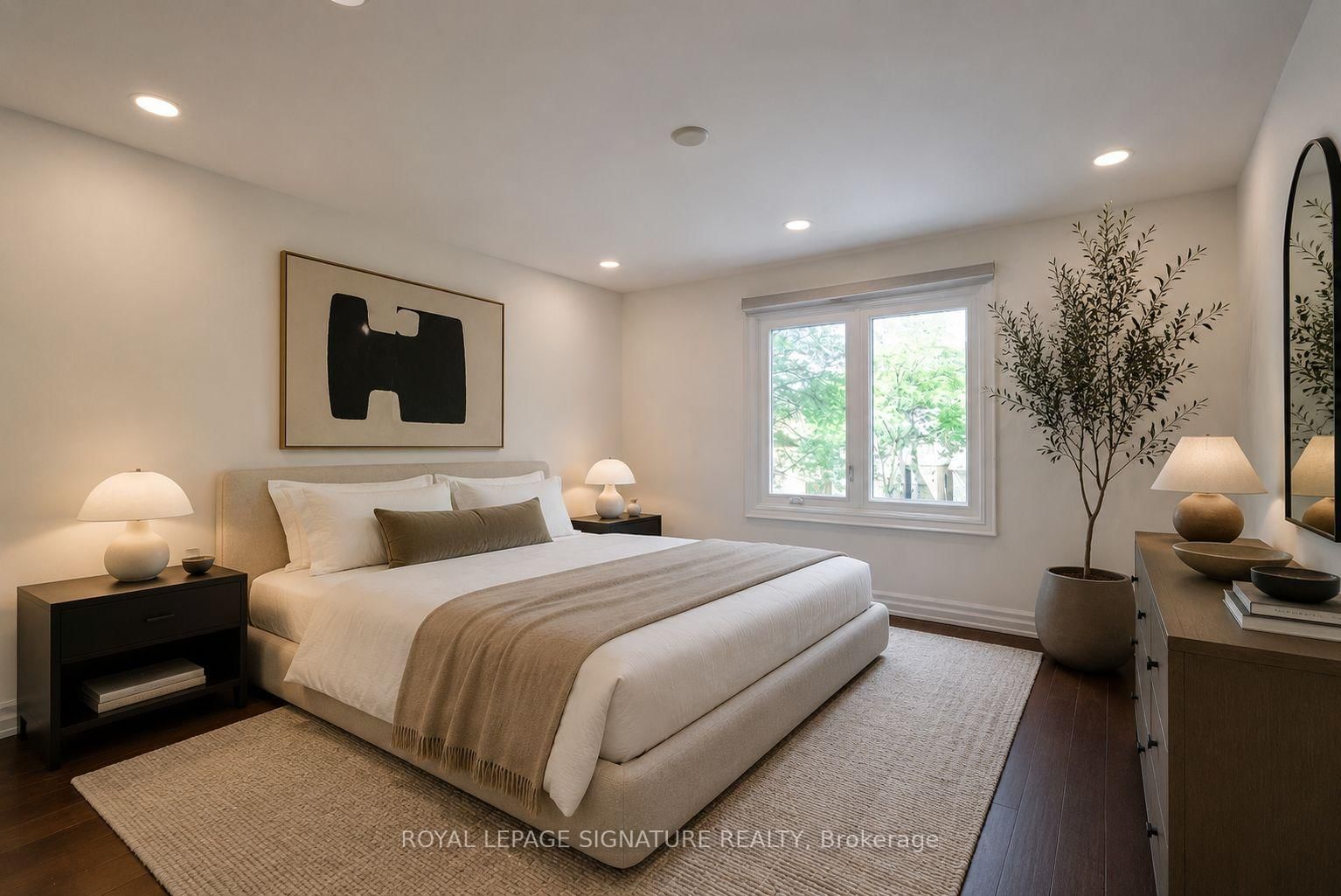 23 West Borough St | Markham | Elena Saradidis Group