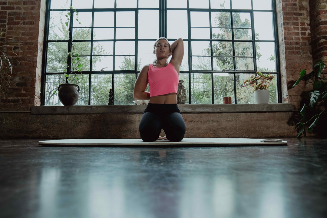 Woman Working Out - Thoracic Mobility Exercises