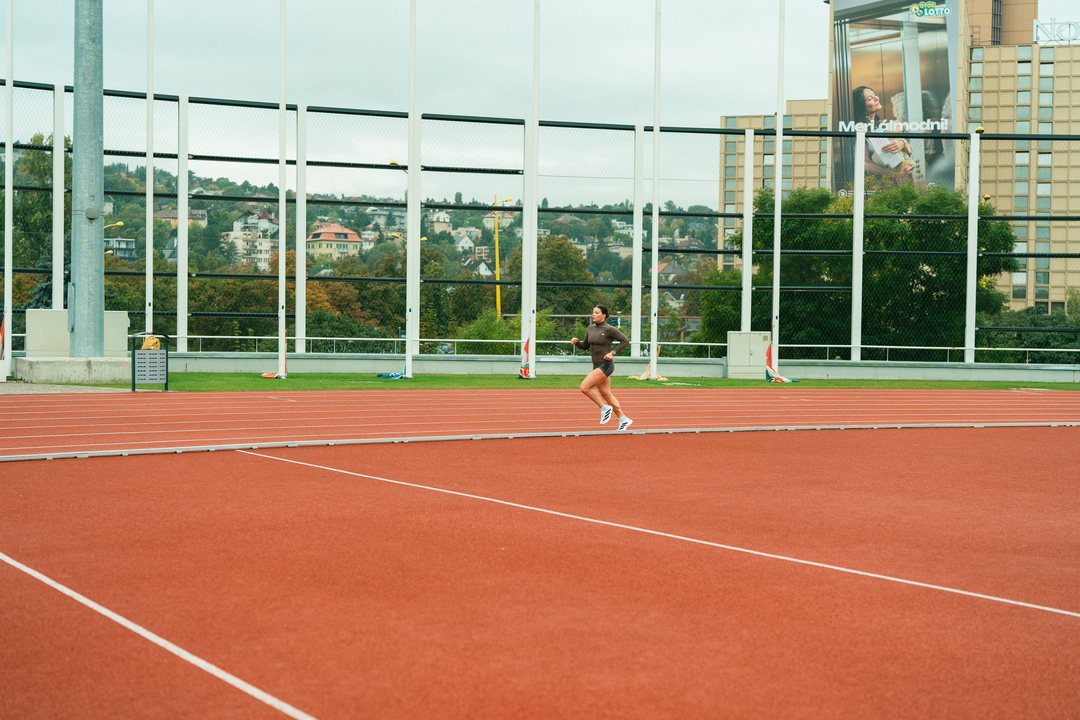 person in a race - How to Strengthen Shins for Running