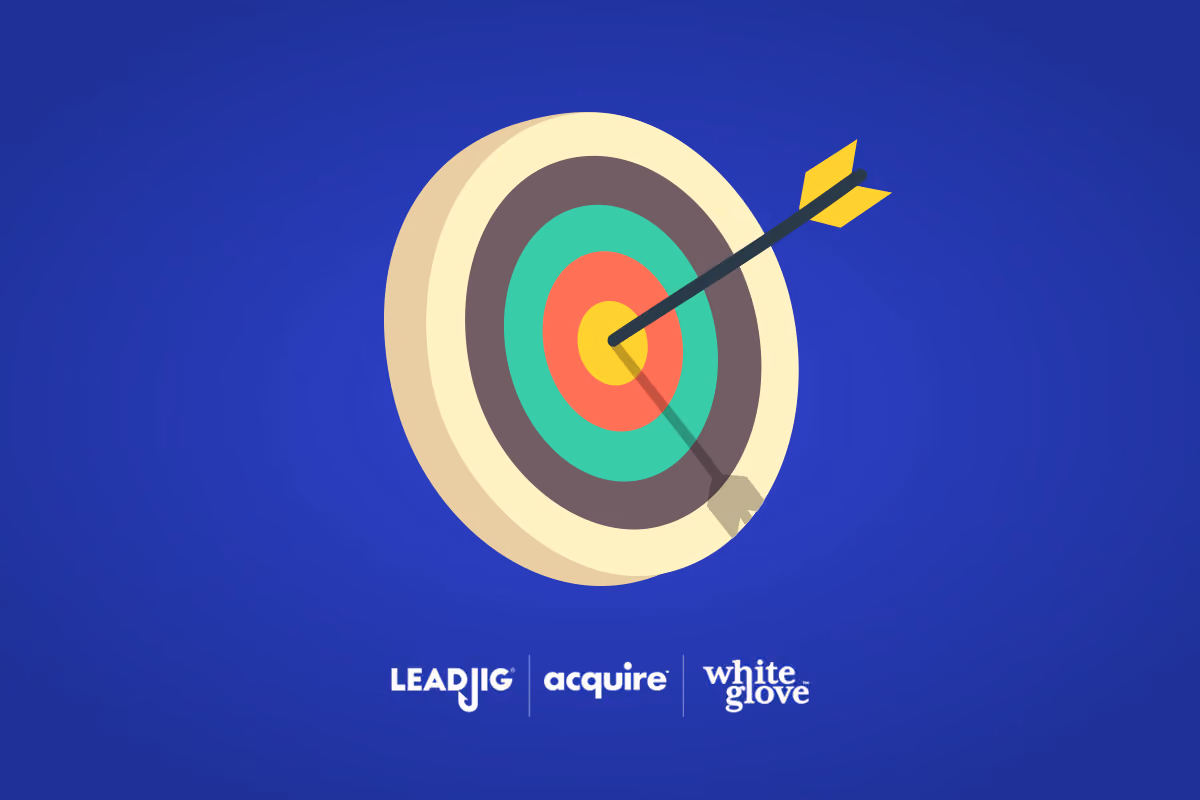 An illustration showing an arrow in the middle of a bullseye.
