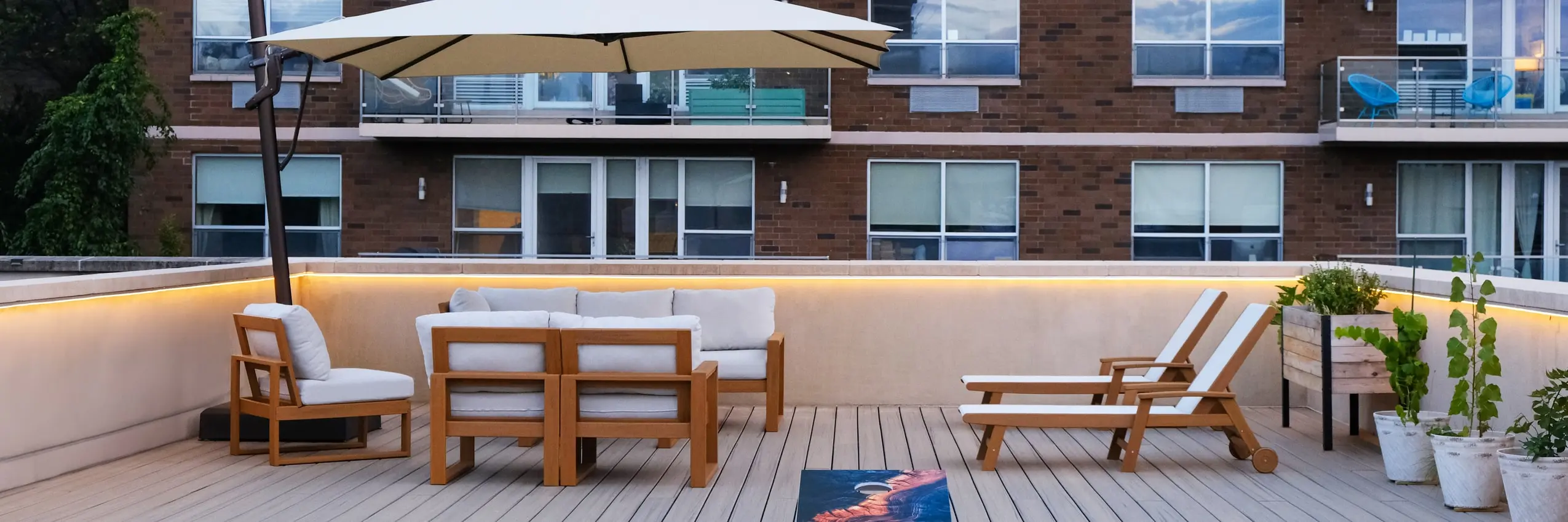Contemporary Rooftop Terrace in LIC, Queens