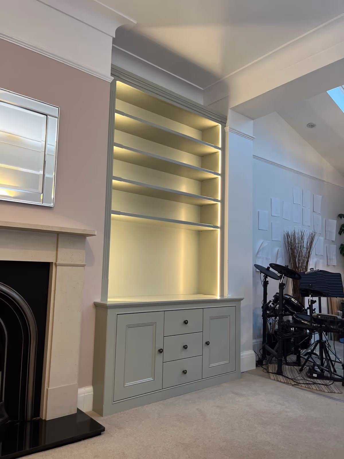 alcove unit in light grey with custom lighting