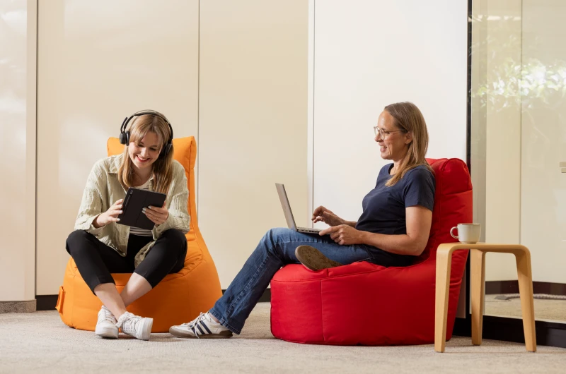 [Íññó~vátí~óñ pr~ócés~sés w~íthí~ñ á có~mpáñ~ý réq~úíré~ émpó~wérí~ñg ém~plóý~éés]