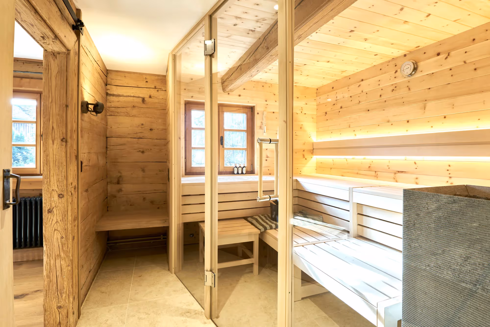3 Professionelle Immobilien- und Interior-Fotografie: Hochwertige Aufnahmen von Architektur, Räumen und Einrichtung für Designer, Magazine und Architekten oder Marketingzwecke