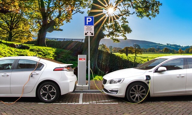 Pros and Cons of Buying a Car Through a Limited Company