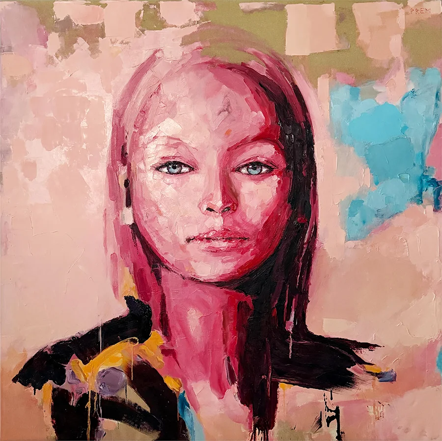 Frauenportrait mit roten Farben frontal
