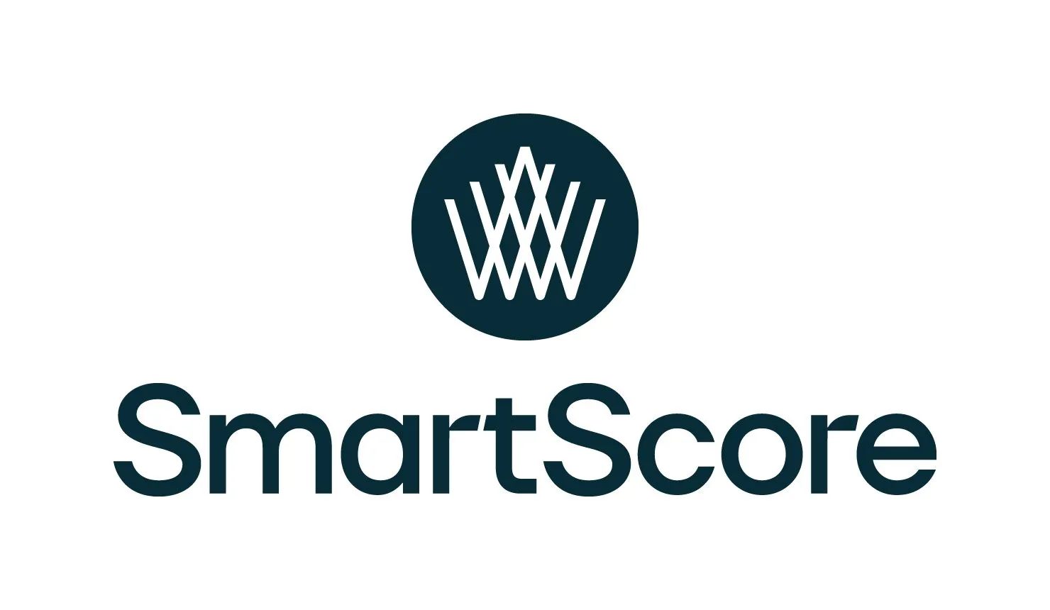 SmartScore Logo mit stilisiertem Symbol aus überlappenden weißen Linien in einem dunklen Kreis.