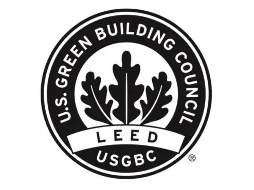Logo des U.S. Green Building Council mit drei Eichenblättern und der Beschriftung LEED und USGBC.