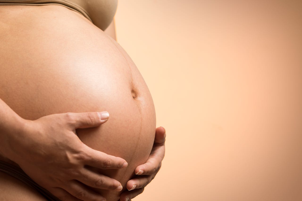 Chiropracteur pour femme enceinte Lyon | Justine Dal Col