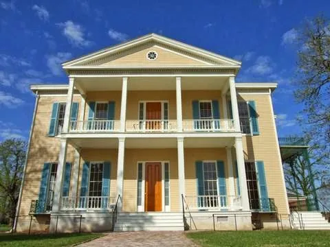 Lakeport Plantation