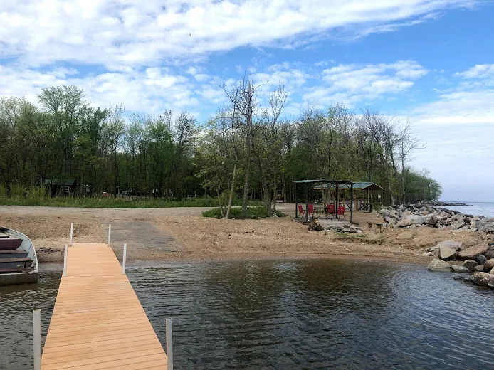 Dale's on Lake of the Woods
