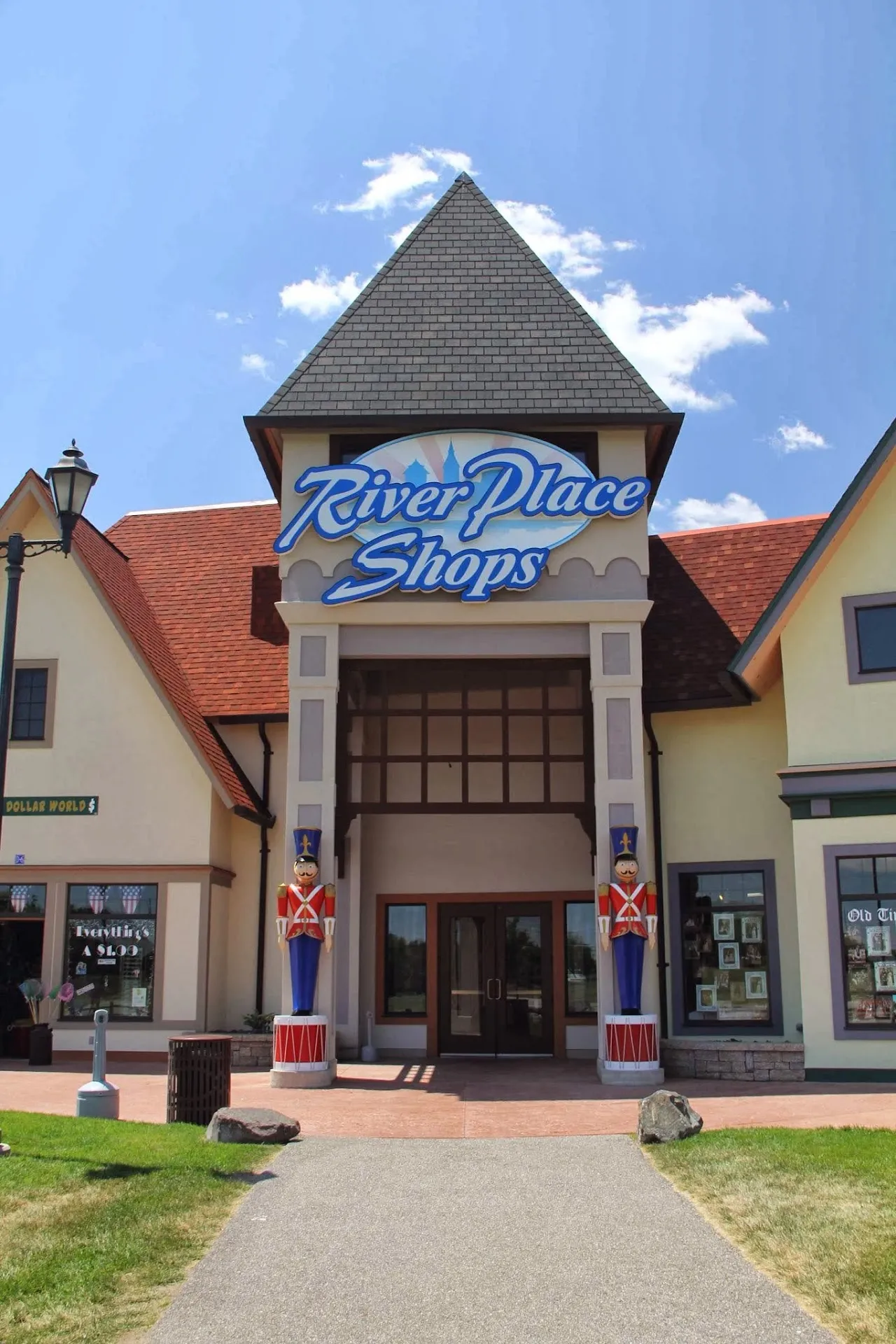 Frankenmuth River Place Shops