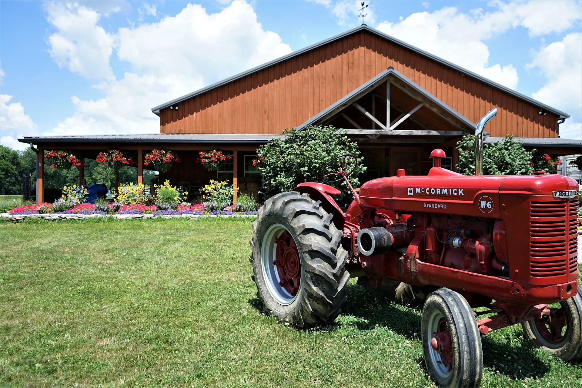 Blooms & Berries Farm Market and Garden Center
