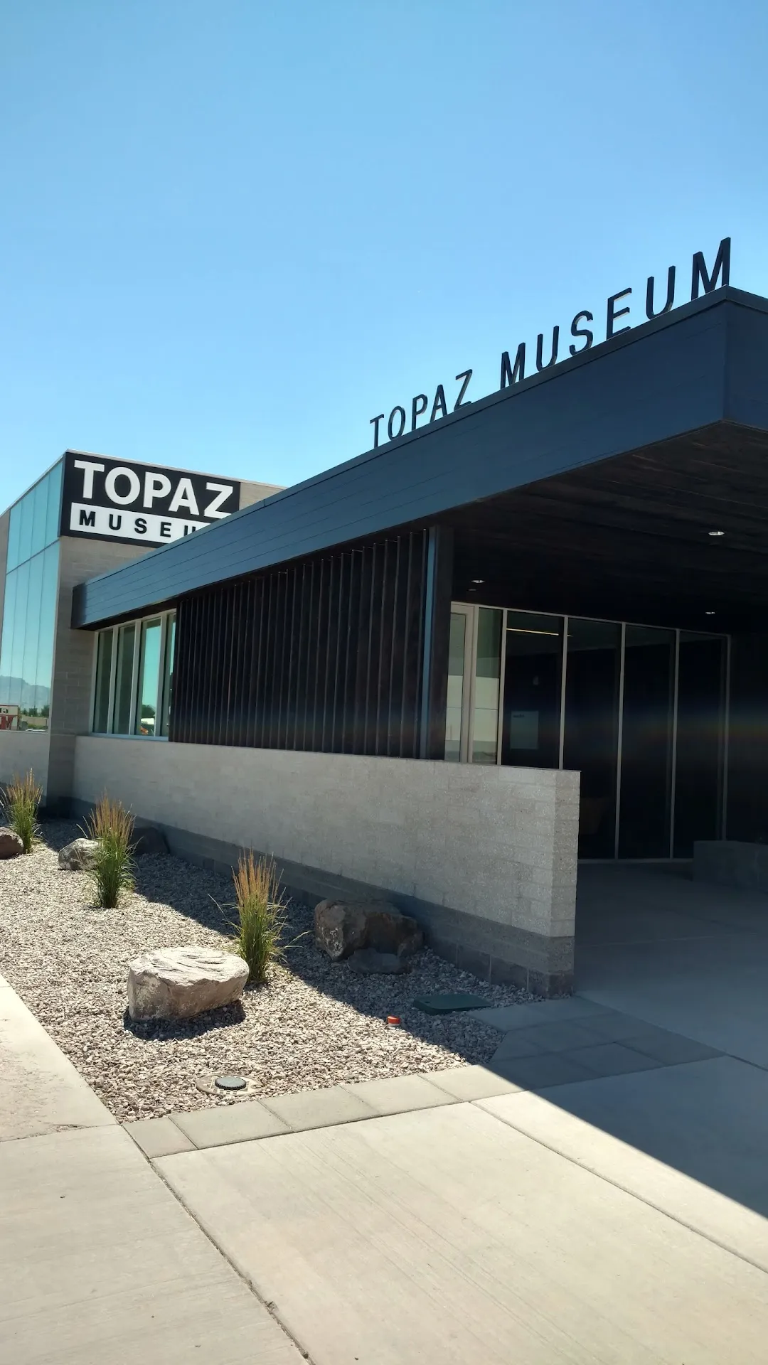 Topaz Museum