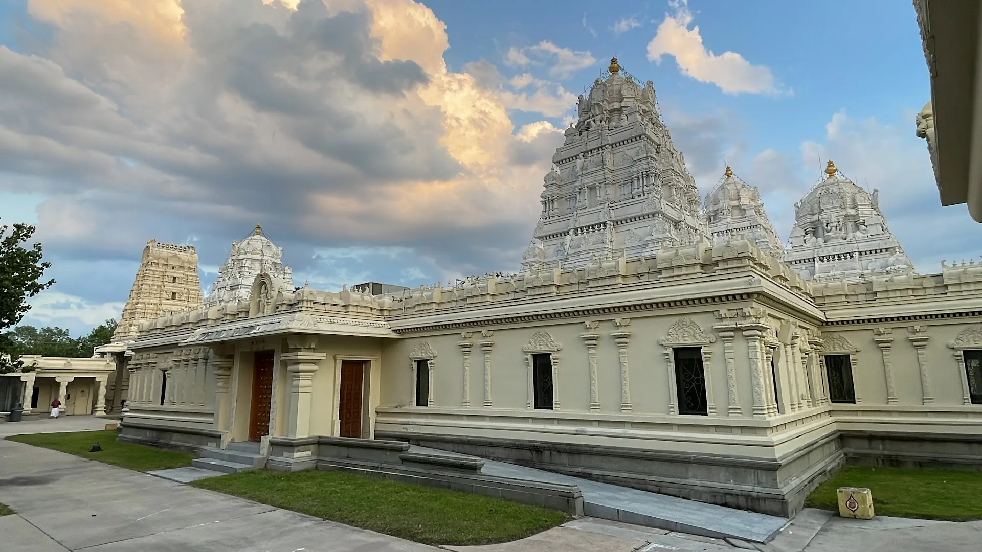Sri Meenakshi Devasthanam