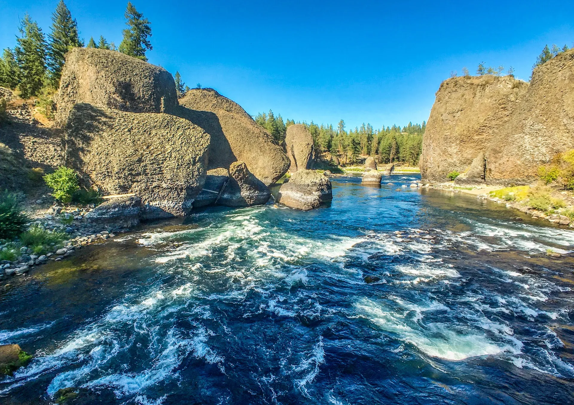 Riverside State Park - Bowl and Pitcher Area