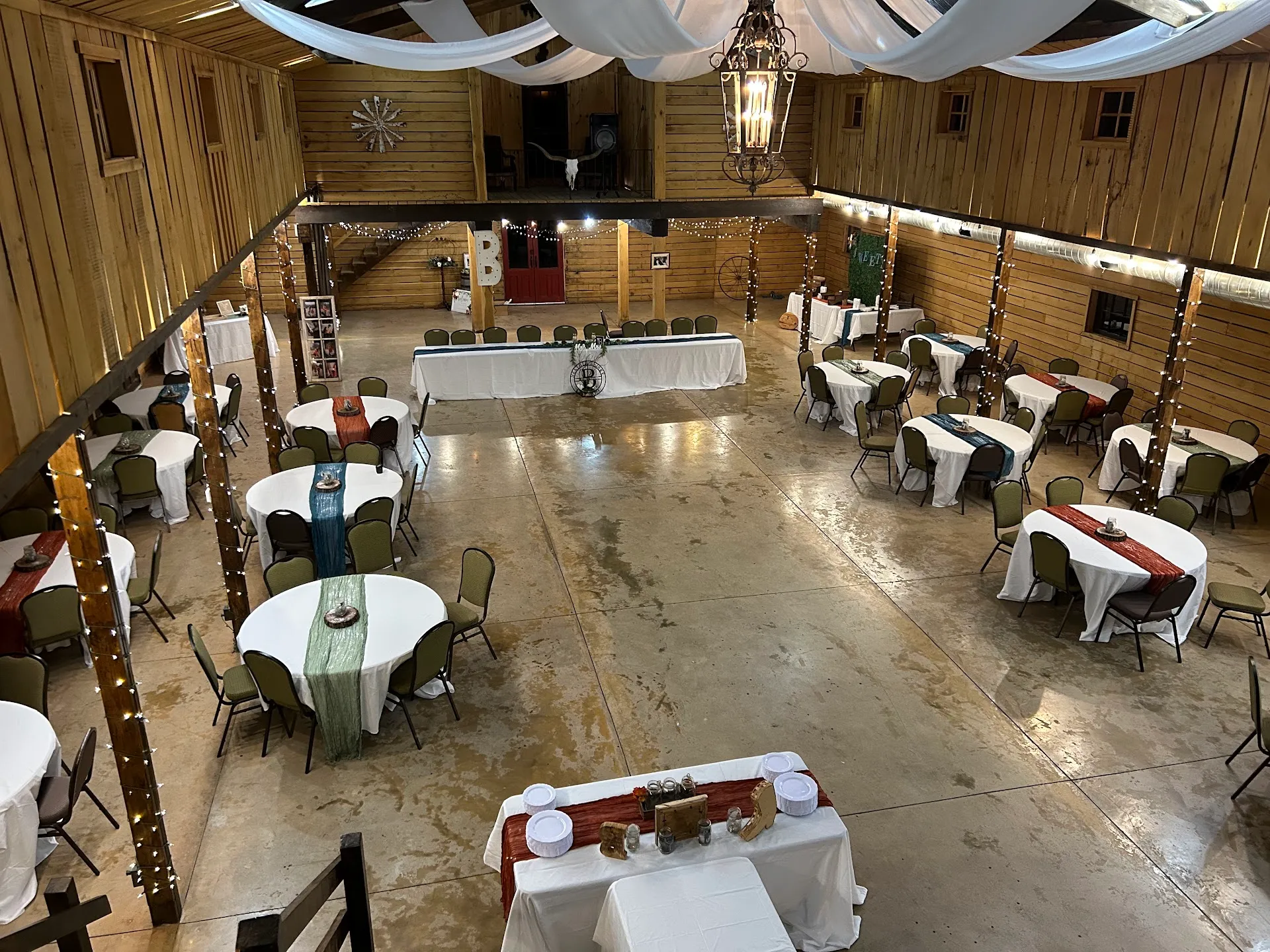 Primitive Olde Crow & Winery