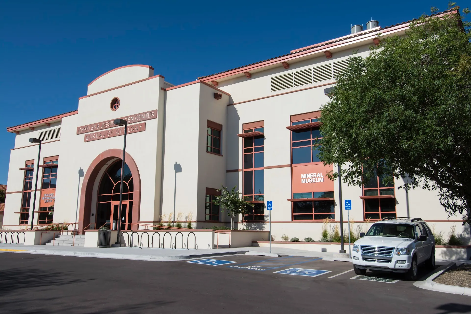 New Mexico Bureau of Geology Mineral Museum