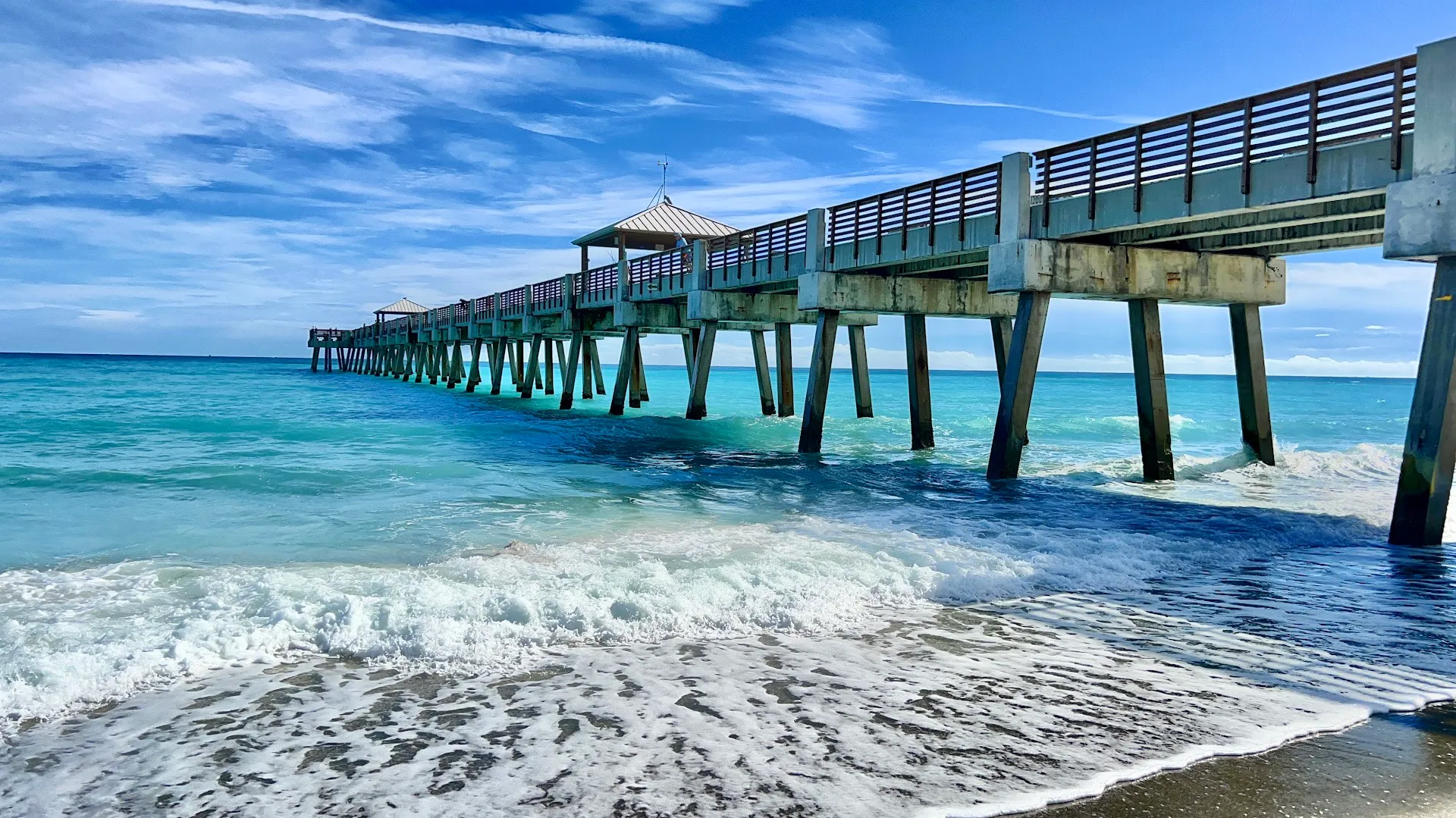Juno Beach Pier