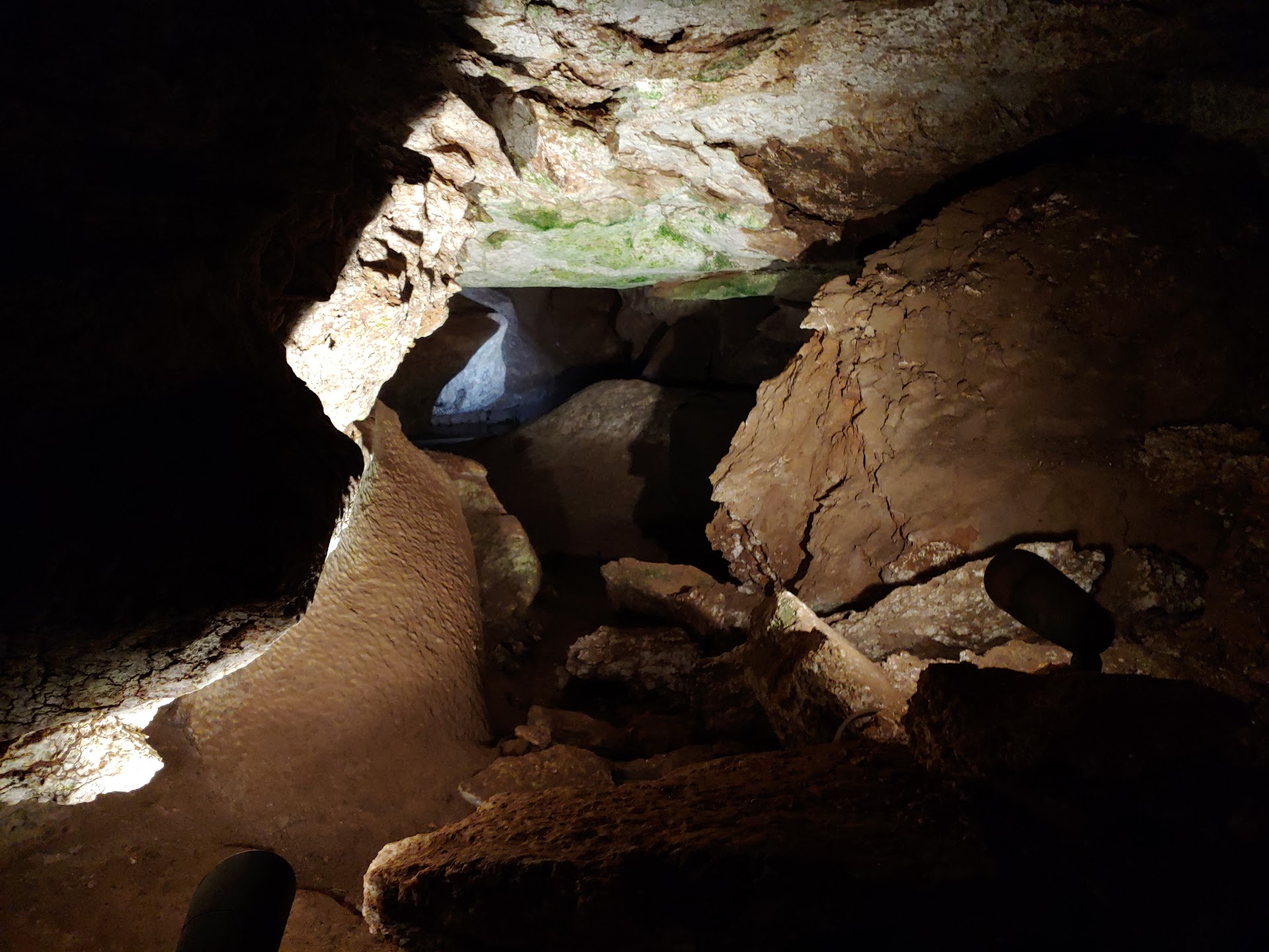 Alabaster Caverns