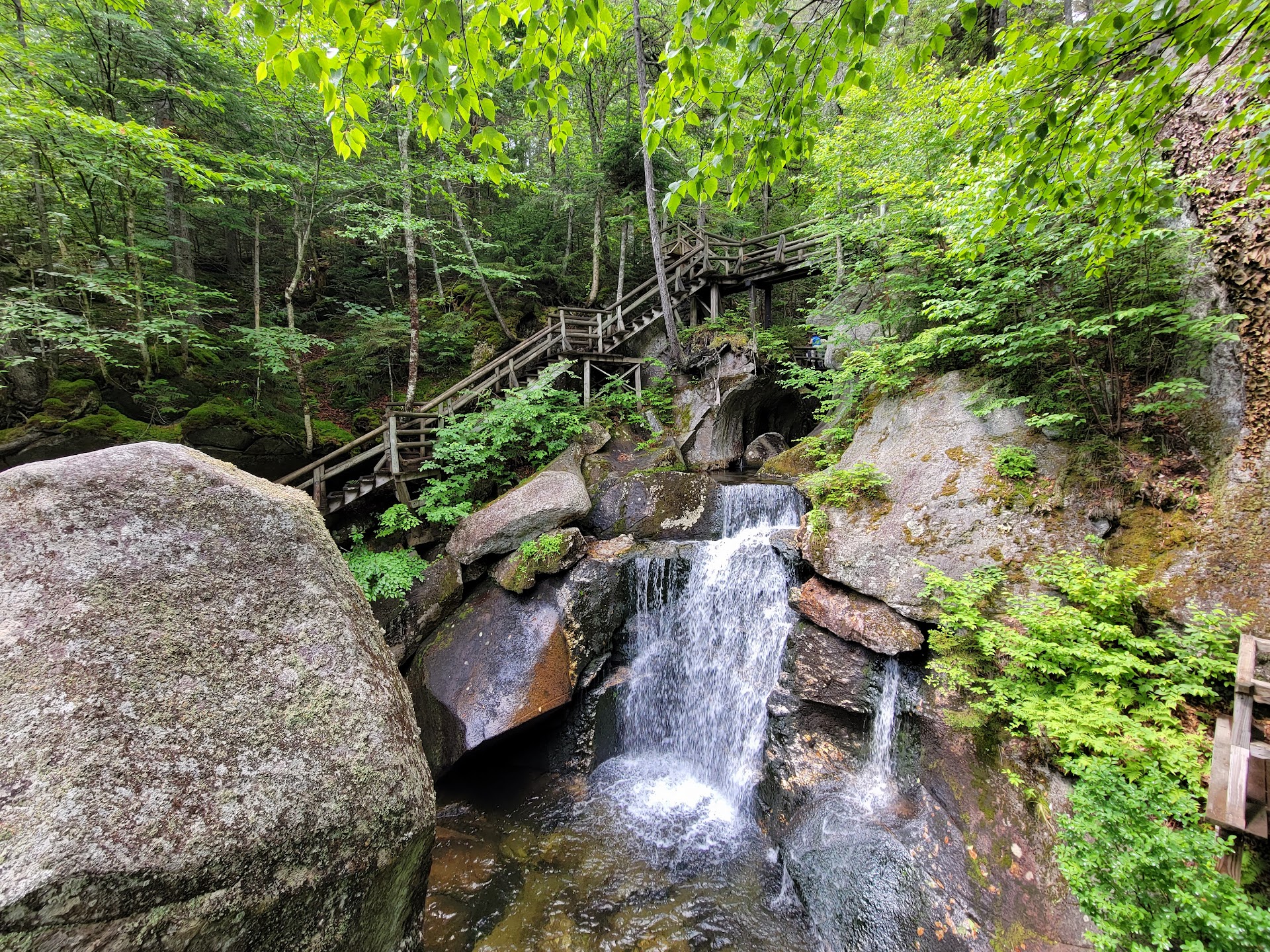 Lost River Gorge & Boulder Caves