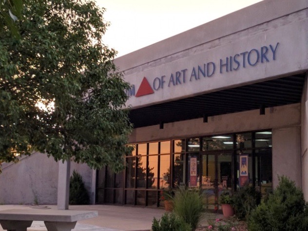 Prairie Museum-Art & History