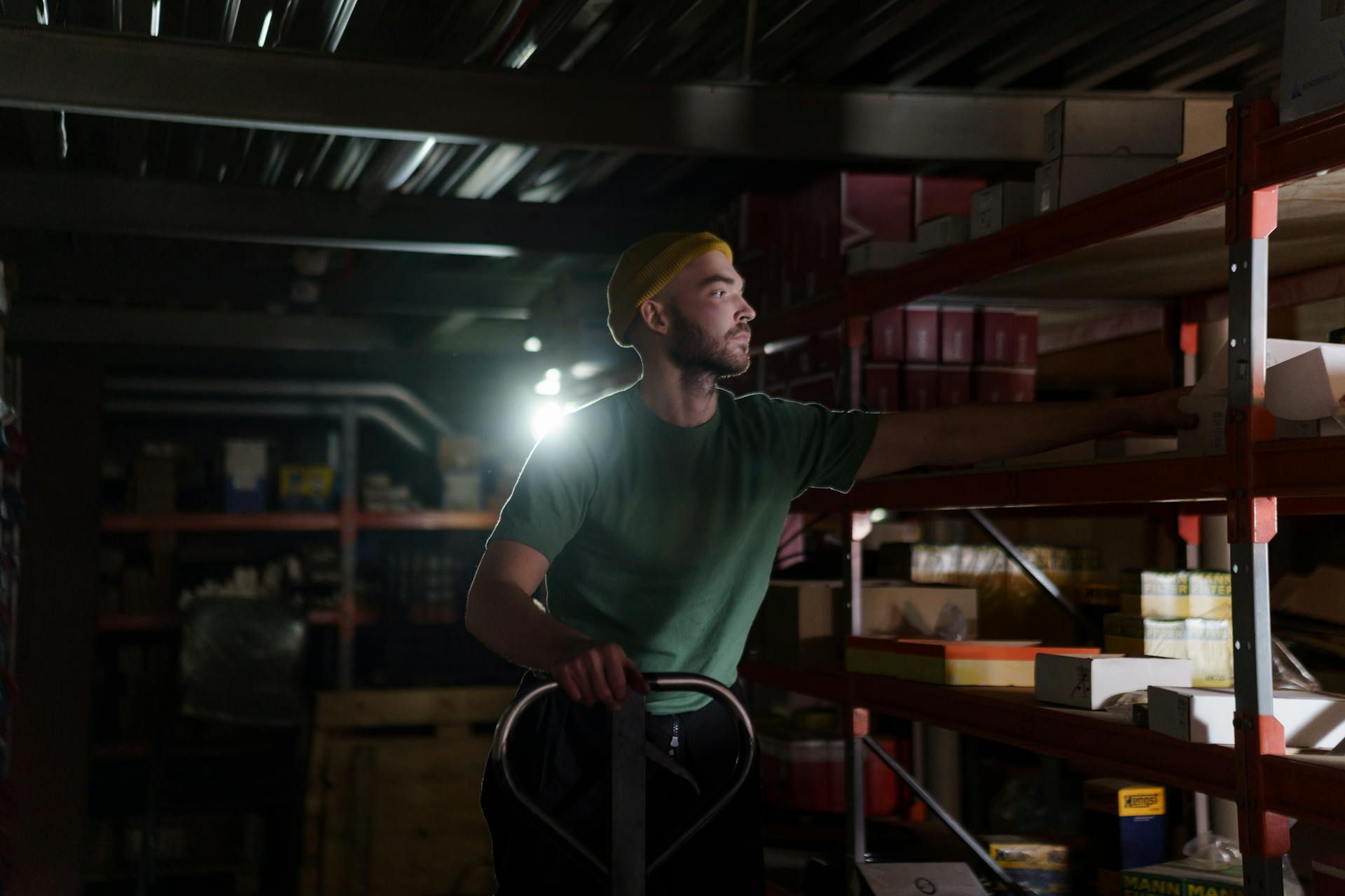 Overnight Stocker Job Description