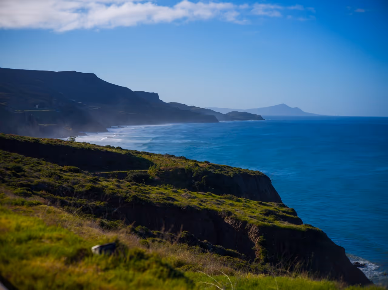 Un paisaje de una bahía de Baja California. rutas Enoturísticas