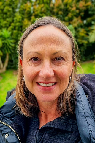Dr Caroline van Lingen
