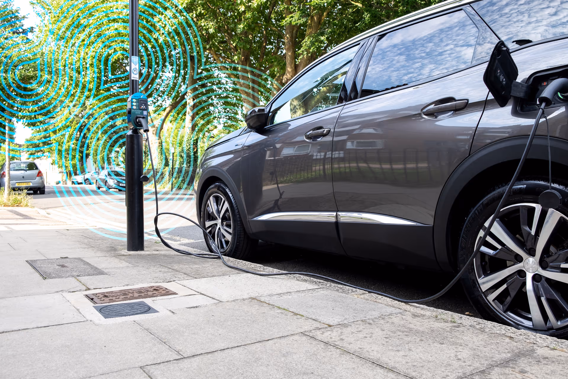 Car charging from lamp-post charger