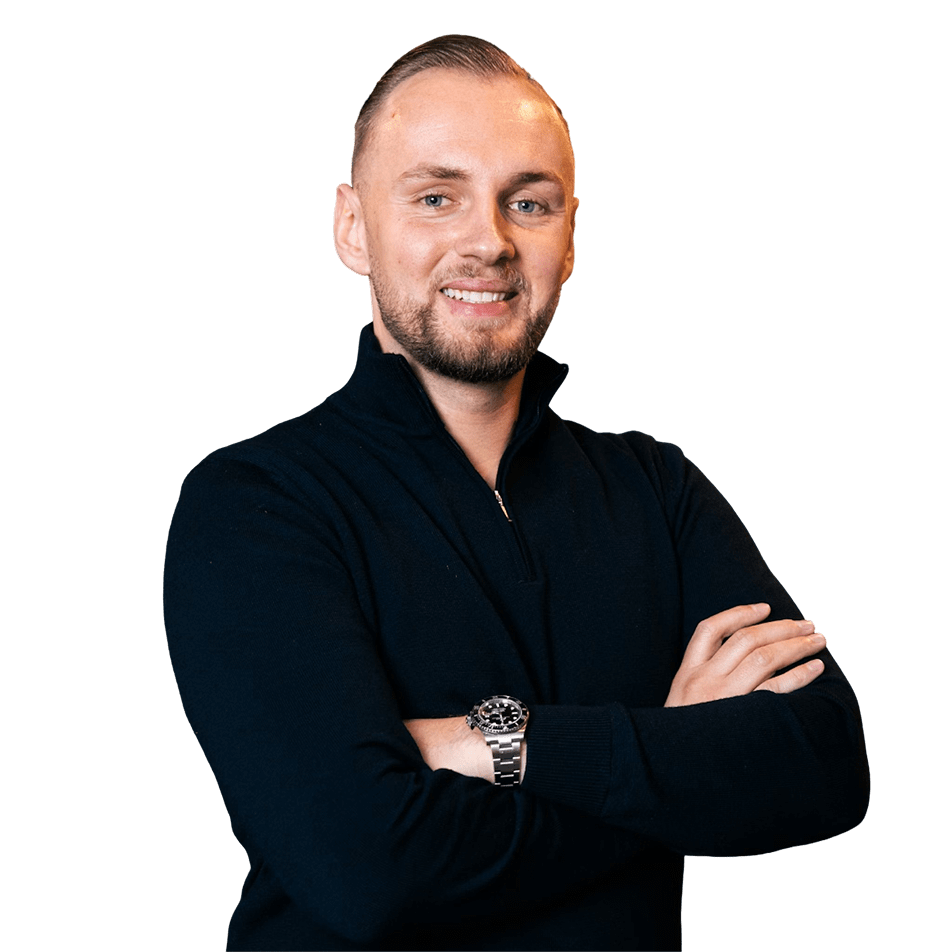 Ulf Papke im Meeting mit Präsentation im Hintergrund.