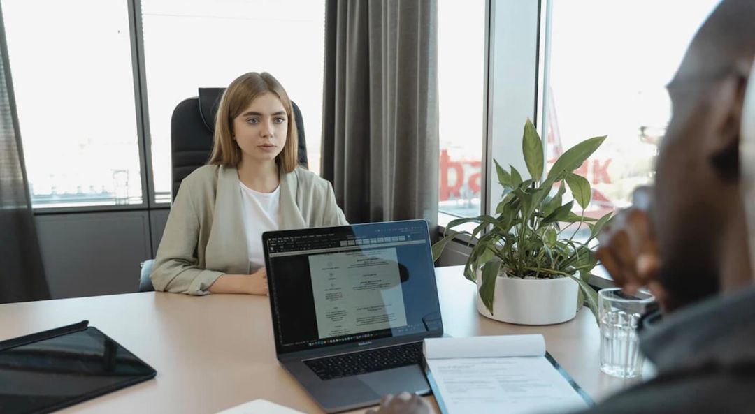 How to Write a Weekly Report with Clarity and Impact? [Template, Step ...