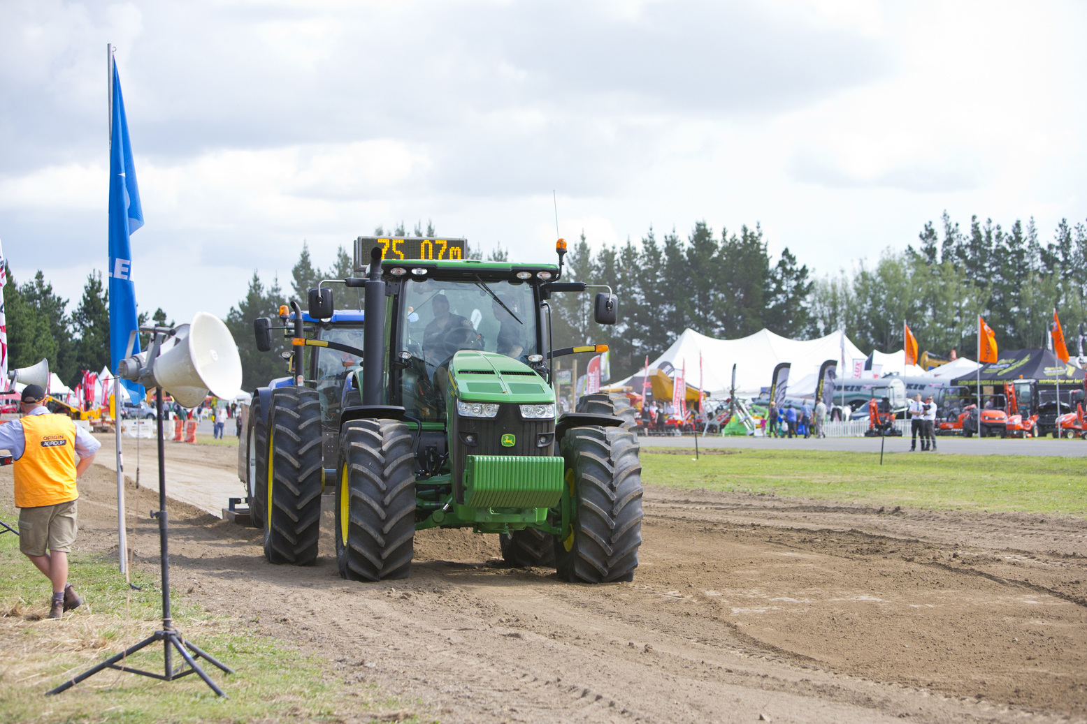 Tractor Pull John Deere