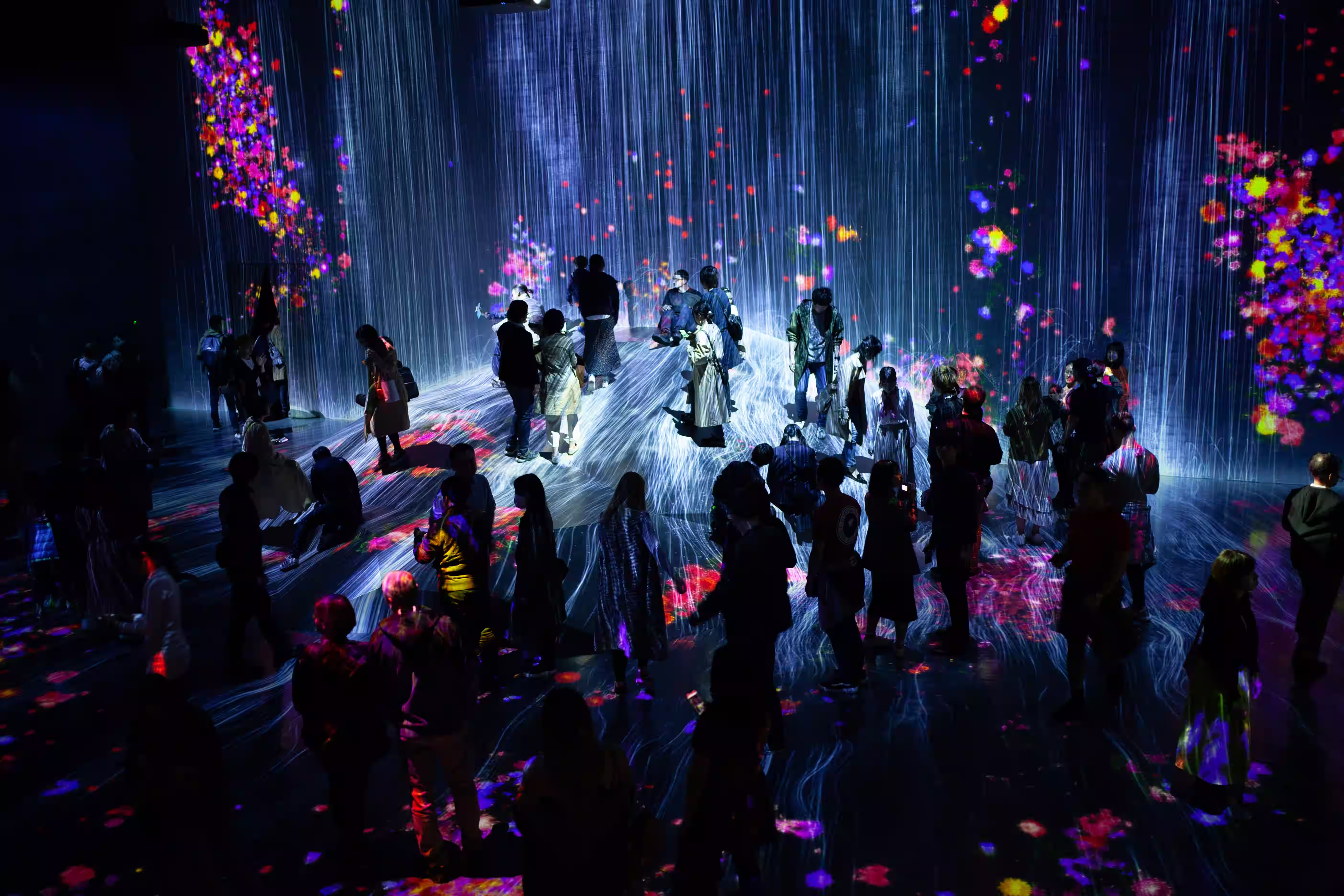 Virtual production LED wall used in cinematic film studio by Syris Tech, capturing immersive digital environments with synchronized lighting and camera integration.