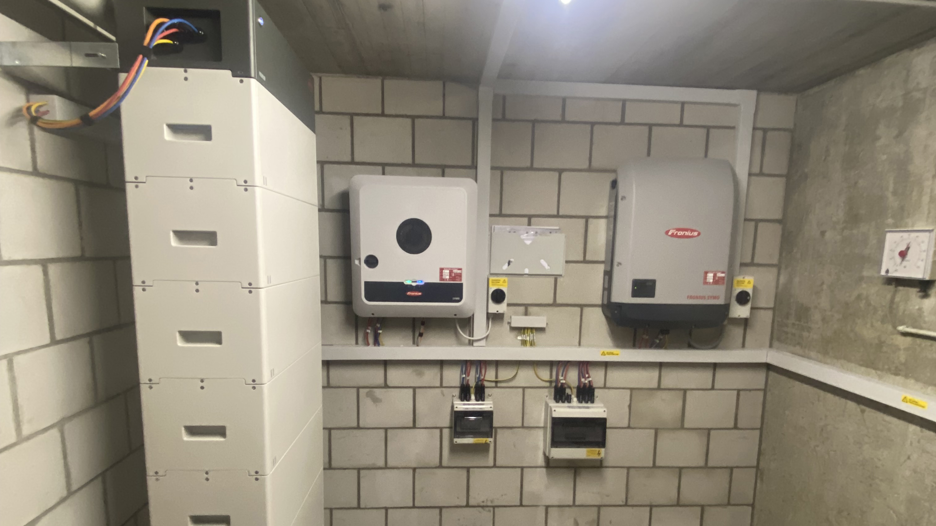 Stromspeicher für Photovoltaik – Solarenergie rund um die Uhr nutzen