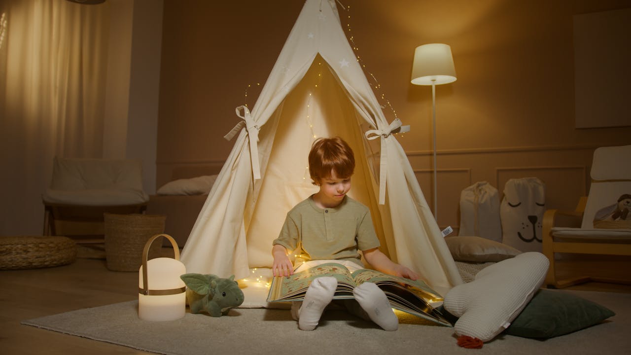 Créer un coin lecture et activités pour enfants à la maison : conseils et idées pratiques
