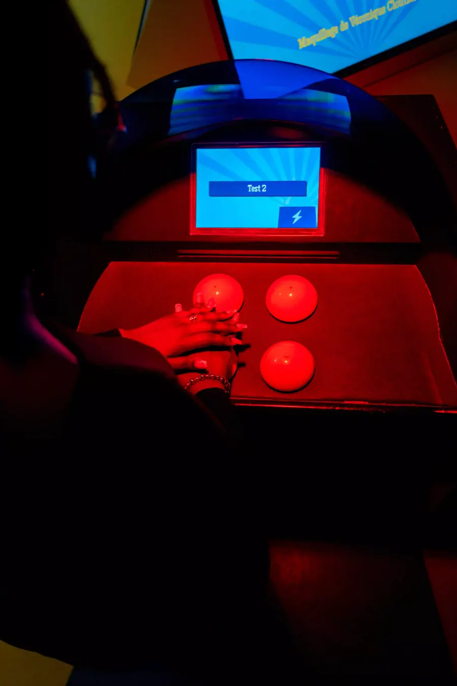 Interactive quiz room experience near Liverpool Street station