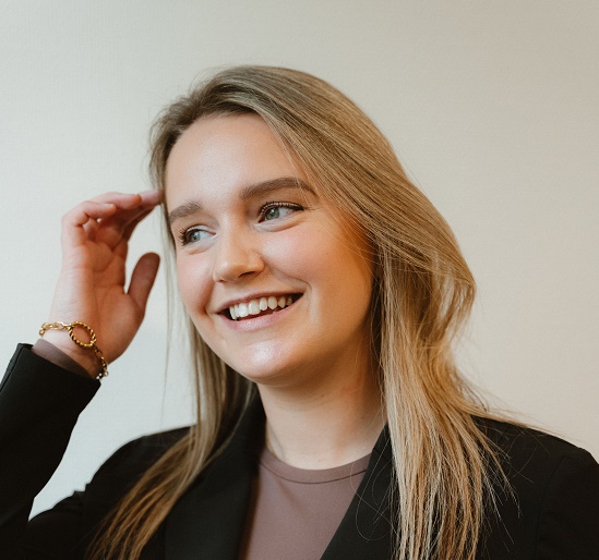 Portret foto van Myrthe Meerholz