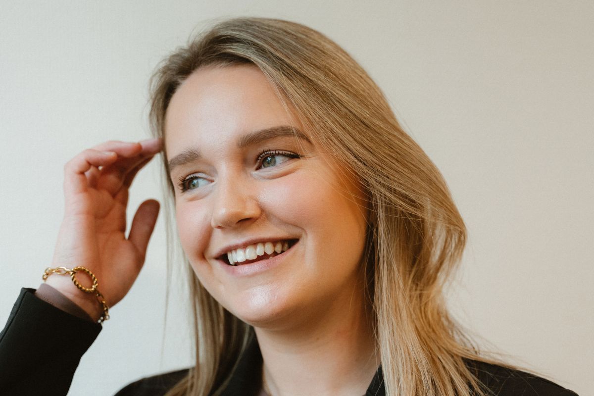 Portret foto van Myrthe Meerholz