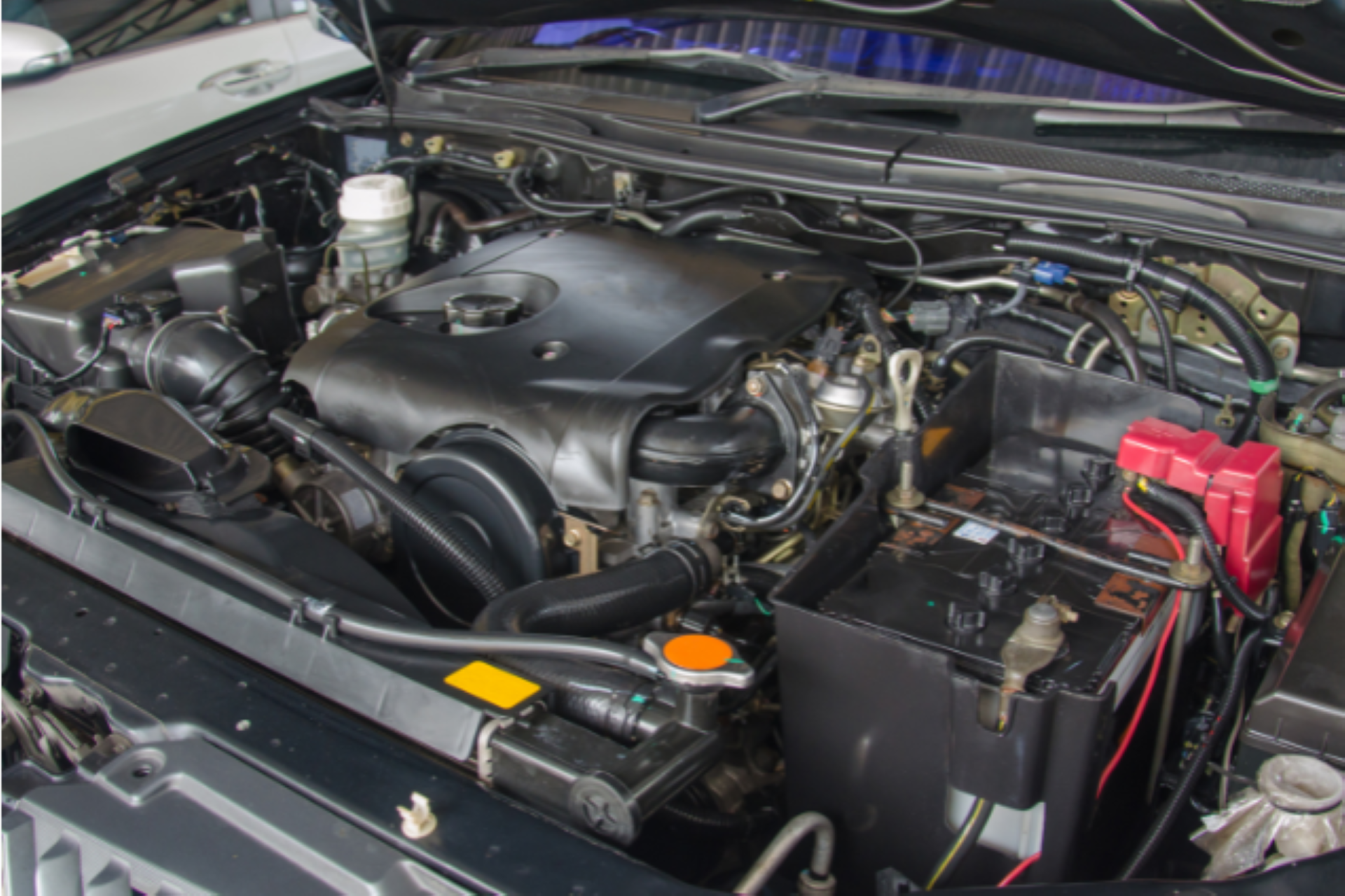 Warning Signs of a Faulty Diesel Engine in Heavy-Duty Trucks