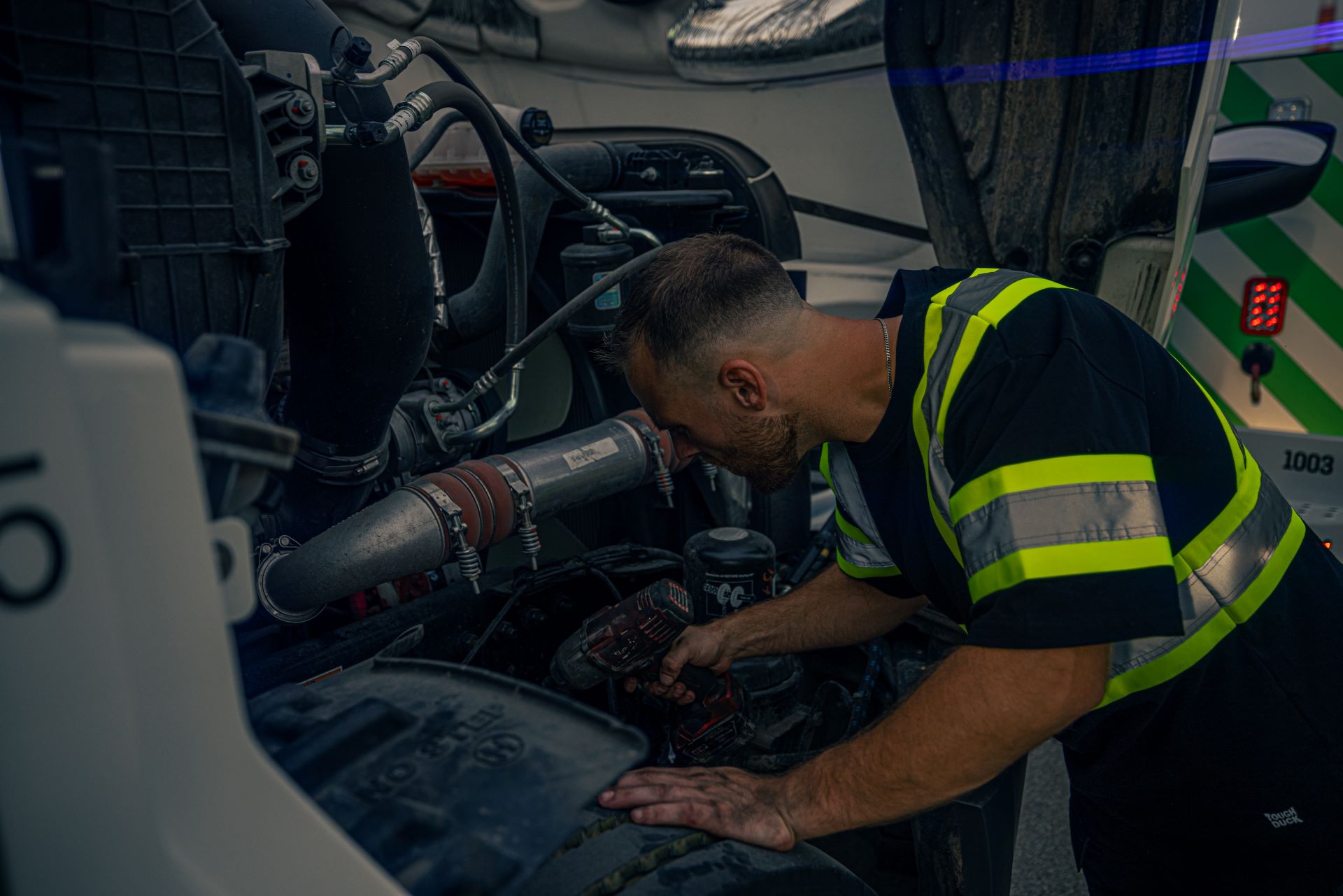 11 Causes of Overheating in Commercial Trucks