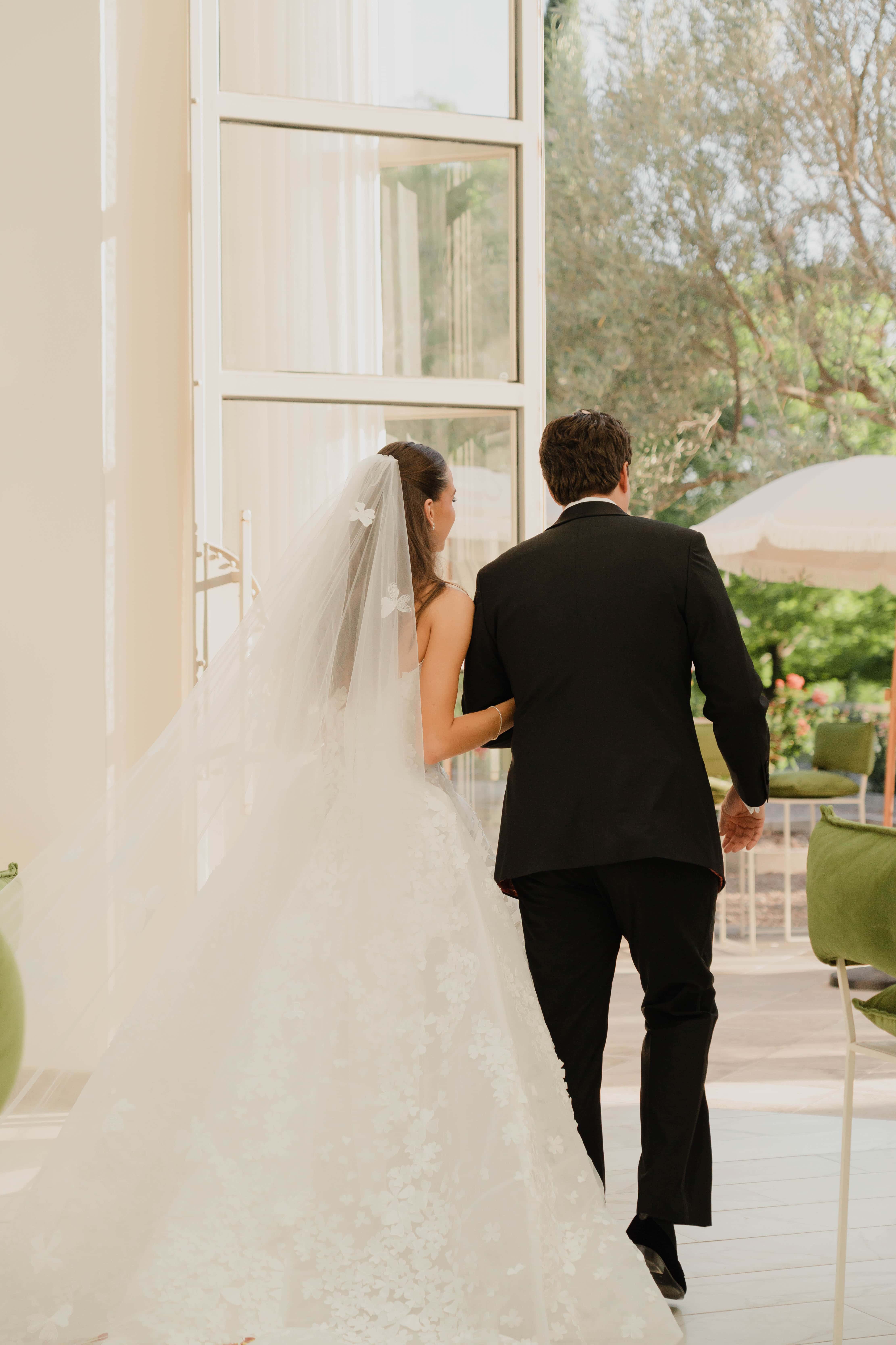 Those Who Know How to Read a Place: The Mexican Wedding Planners Who Have Made History at Luna Escondida