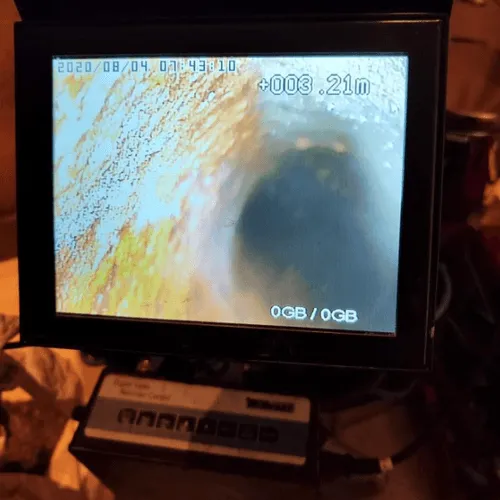 Eine Live-Bild einer TV-Inspektion eines Rohres.