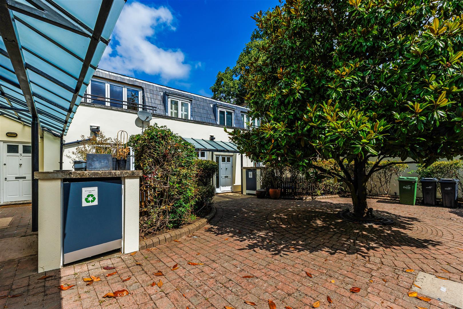 property-img