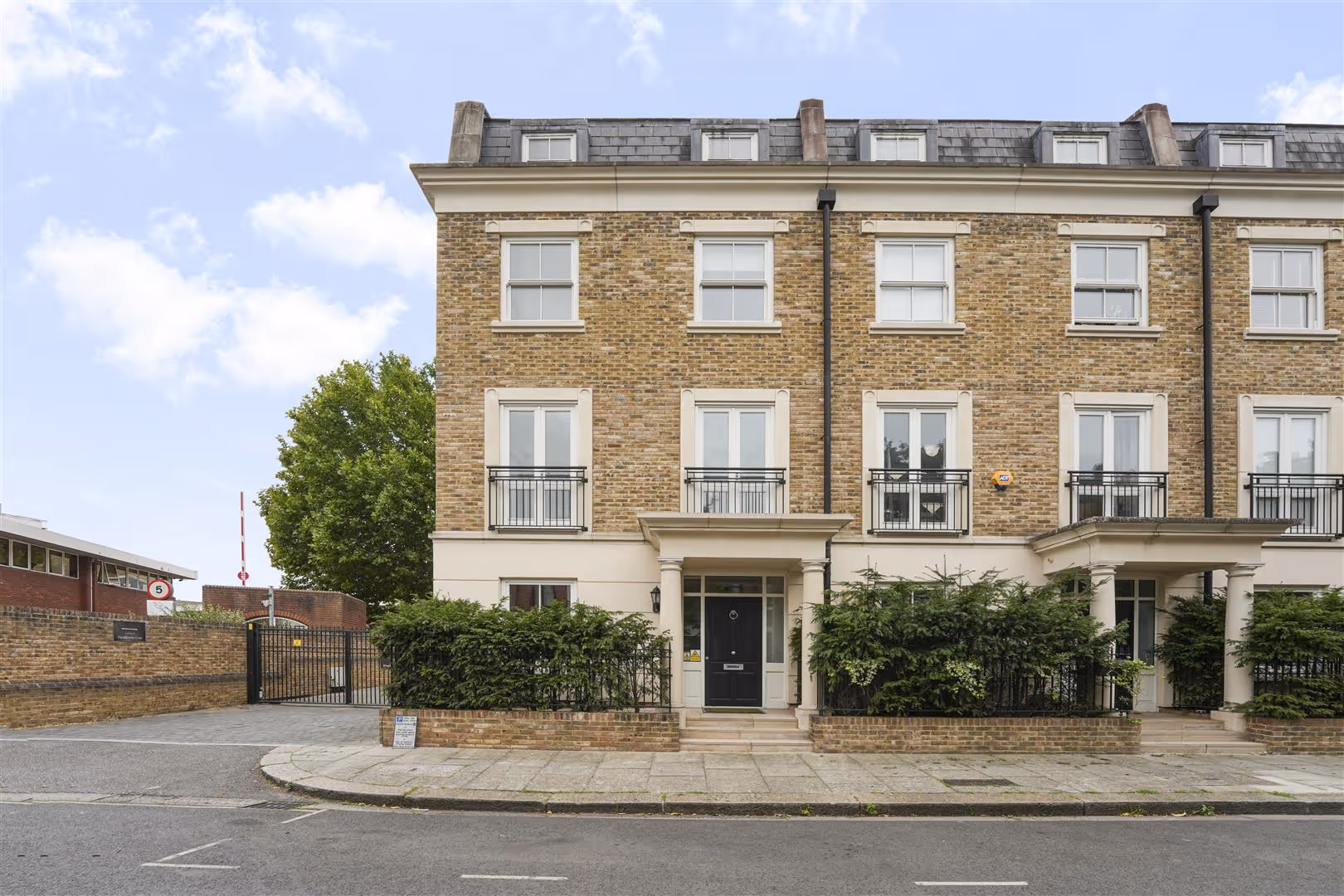 property-img