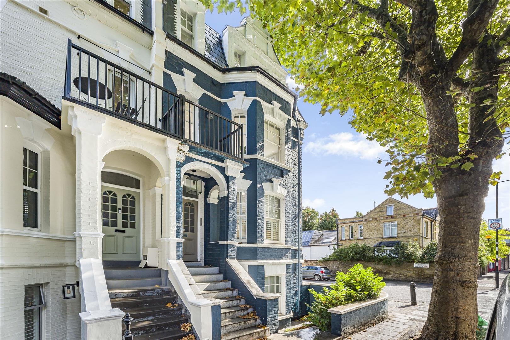 property-img