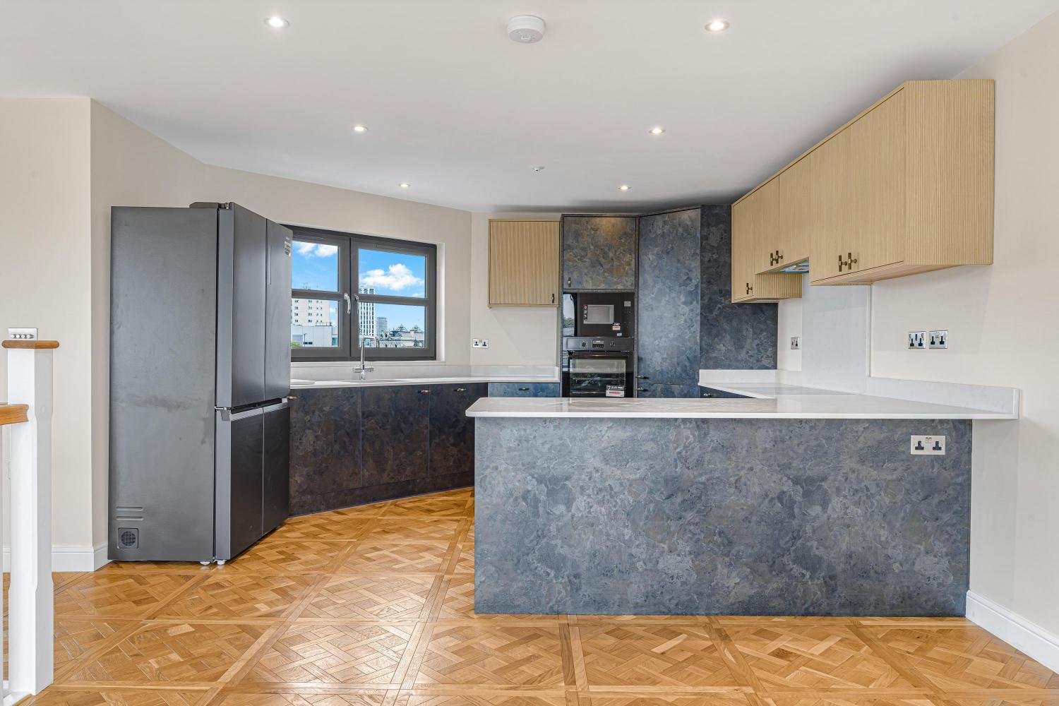property-img